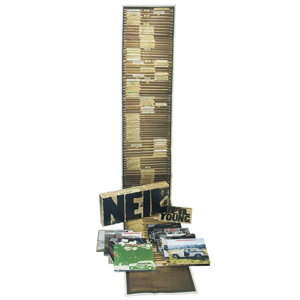 Neil Young : Archives Vol 1 (1963-1972) - Front Cover