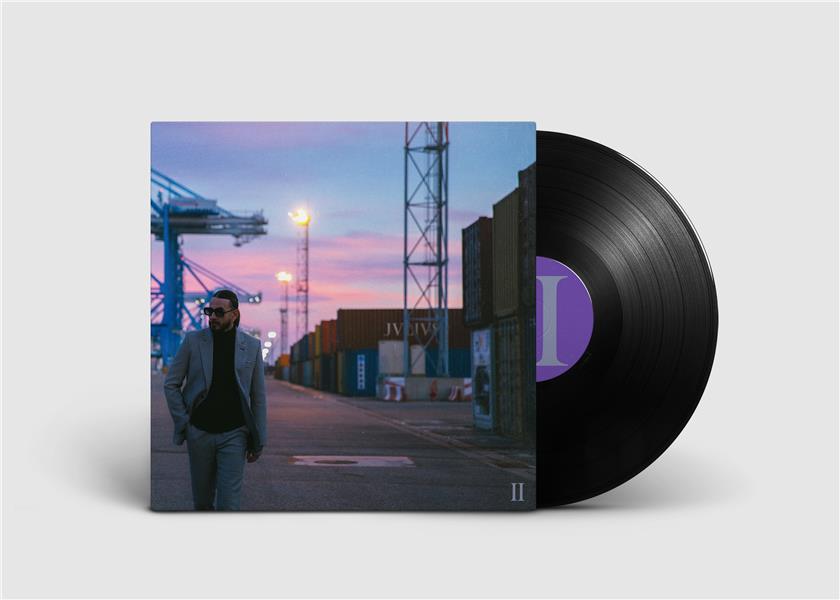 JVLIVS II - Front Cover