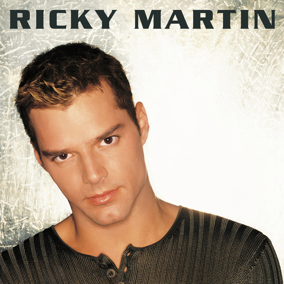 Ricky Martin - Front Cover