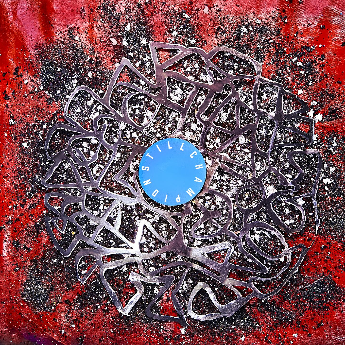 STILL CHAMPION/VINYLE/FACE A BLEU ET BLANC/FACE B AVEC MOTIF - Front Cover