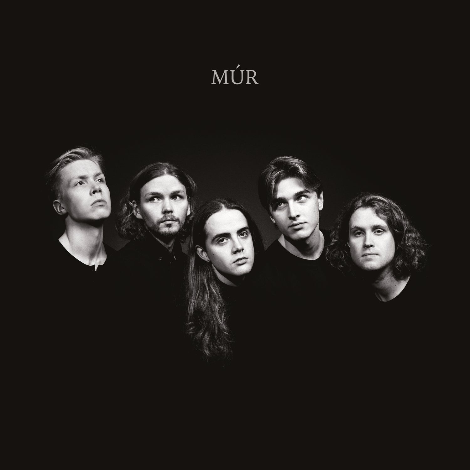 Múr - Front Cover