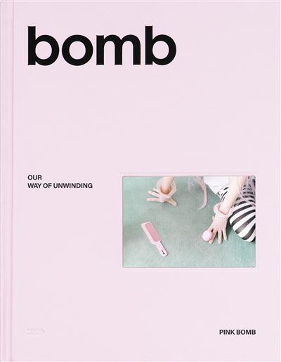 bomb (Pink Bomb Version) Coffret - Front Cover