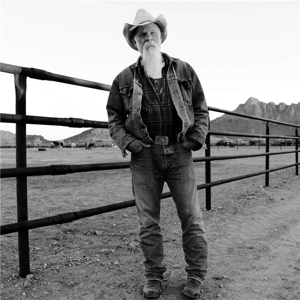 Keepin' the horse between me and the ground - Front Cover