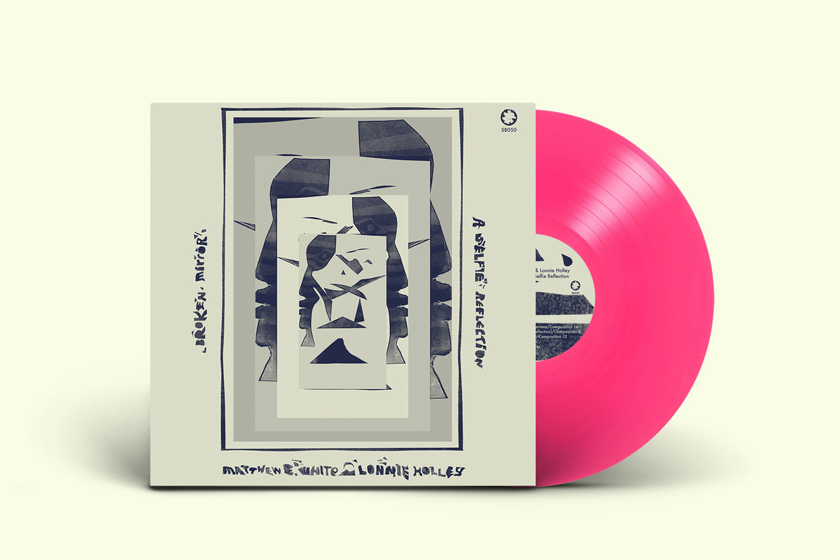 Broken Mirror: A Selfie Reflection - Vinyle Rose - Front Cover