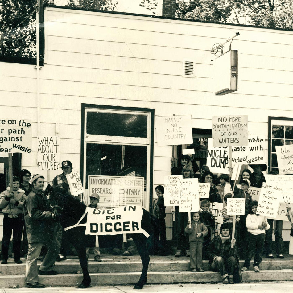 KNOWS NO KINDNESS/VINYLE COULEUR - Front Cover