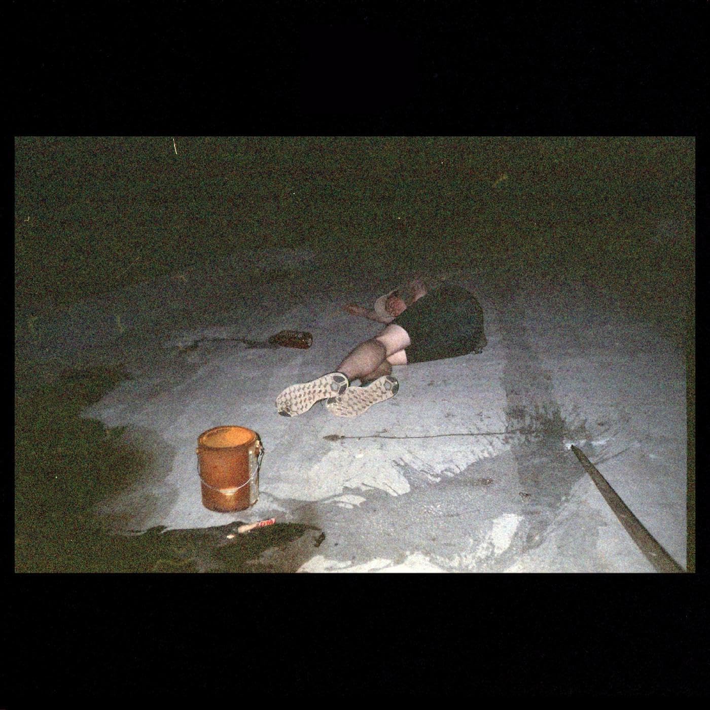 PEARLTY/VINYLE ROSE - Front Cover