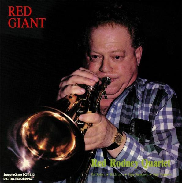 RED GIANT - Front Cover