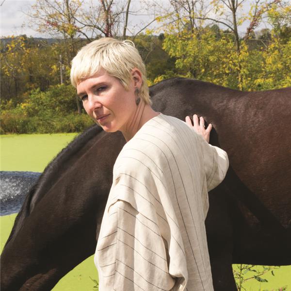No medium - Front Cover