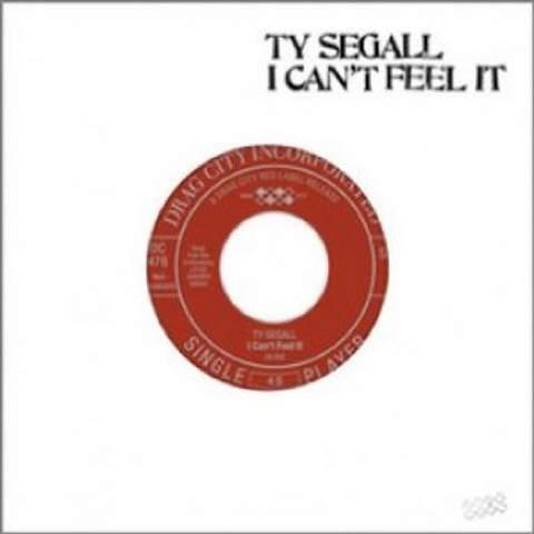 I can't feel it - Front Cover