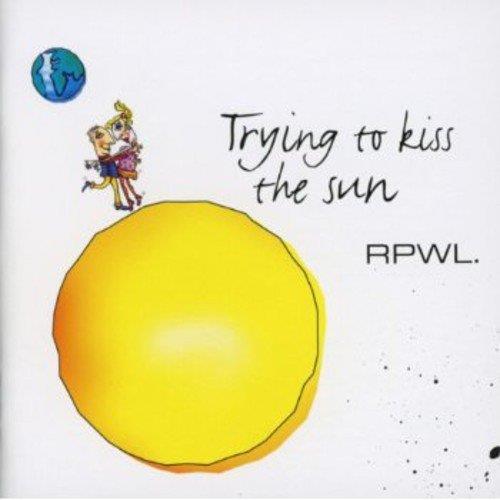 Trying to kiss the sun - Front Cover