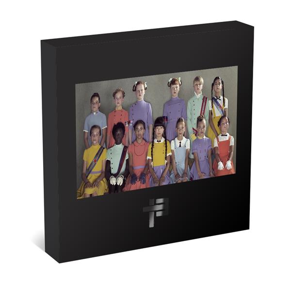 13 Boite Collector inclus le Livre Disc Deluxe 2 CD 21 titres - Front Cover