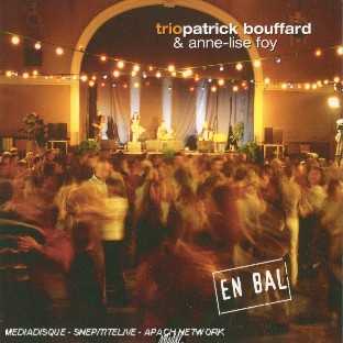 En bal - Front Cover