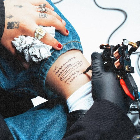 LES EXTRAORDINAIRES HISTOIRES D'AMOUR DE ST GRAAL - Front Cover