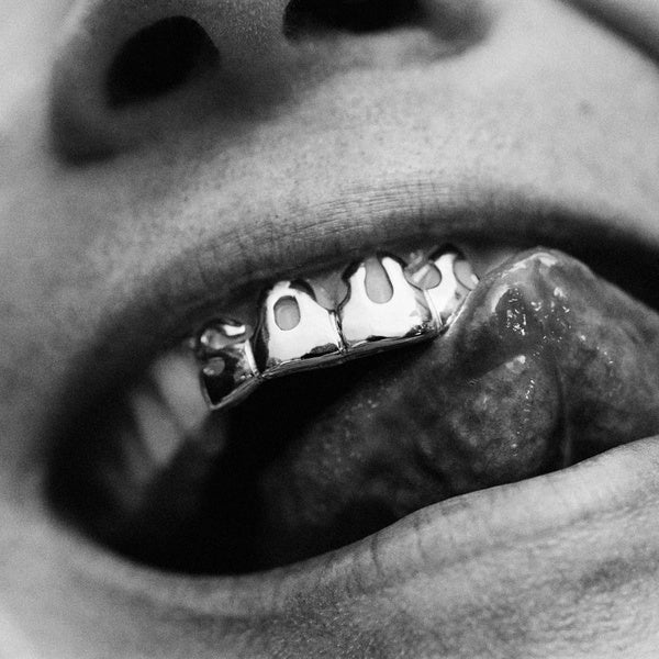 TOUT PEUT DURER - Front Cover