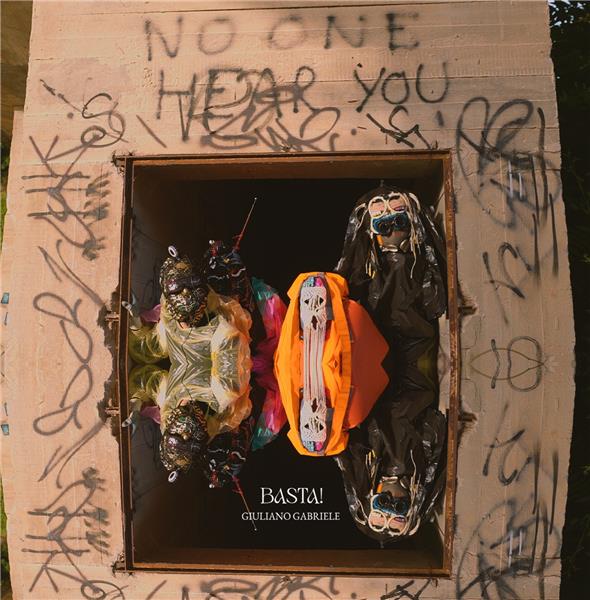 Basta ! - Front Cover