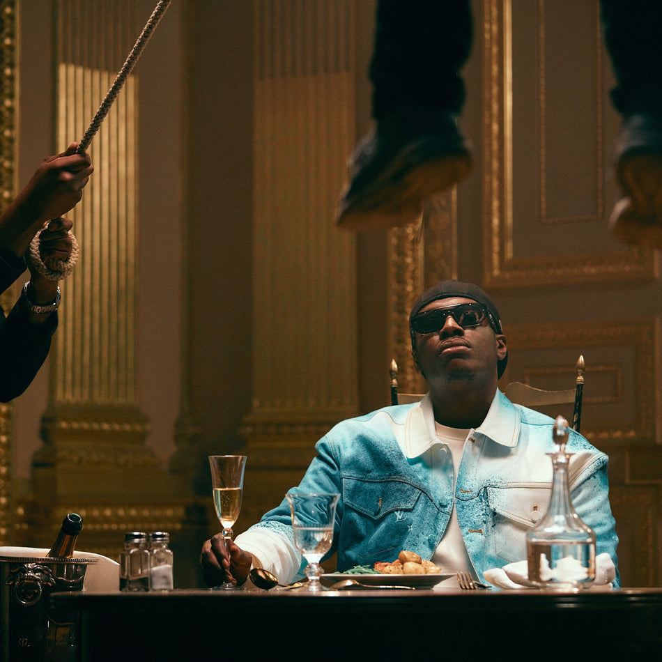 Carré - Front Cover