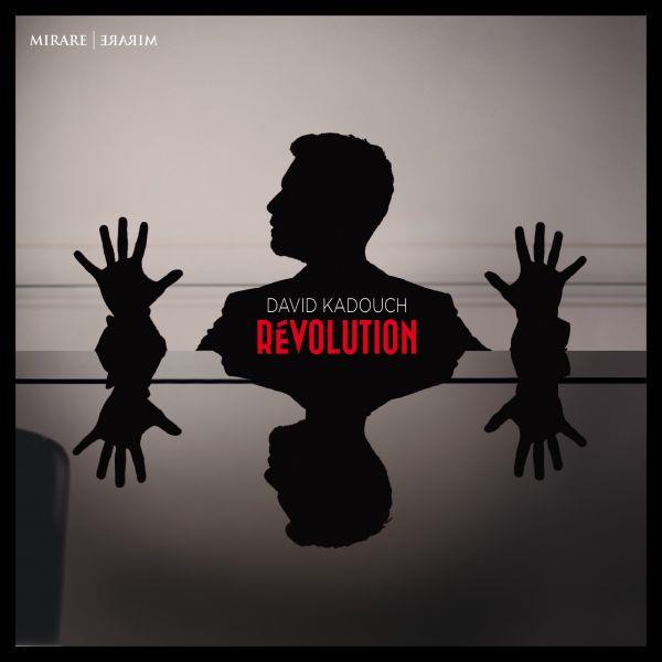 Révolution - Front Cover
