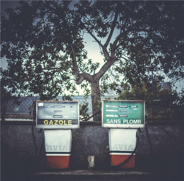 Fuel band - Front Cover