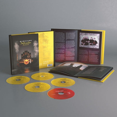 This Strange Engine (Edition Deluxe) - Front Cover
