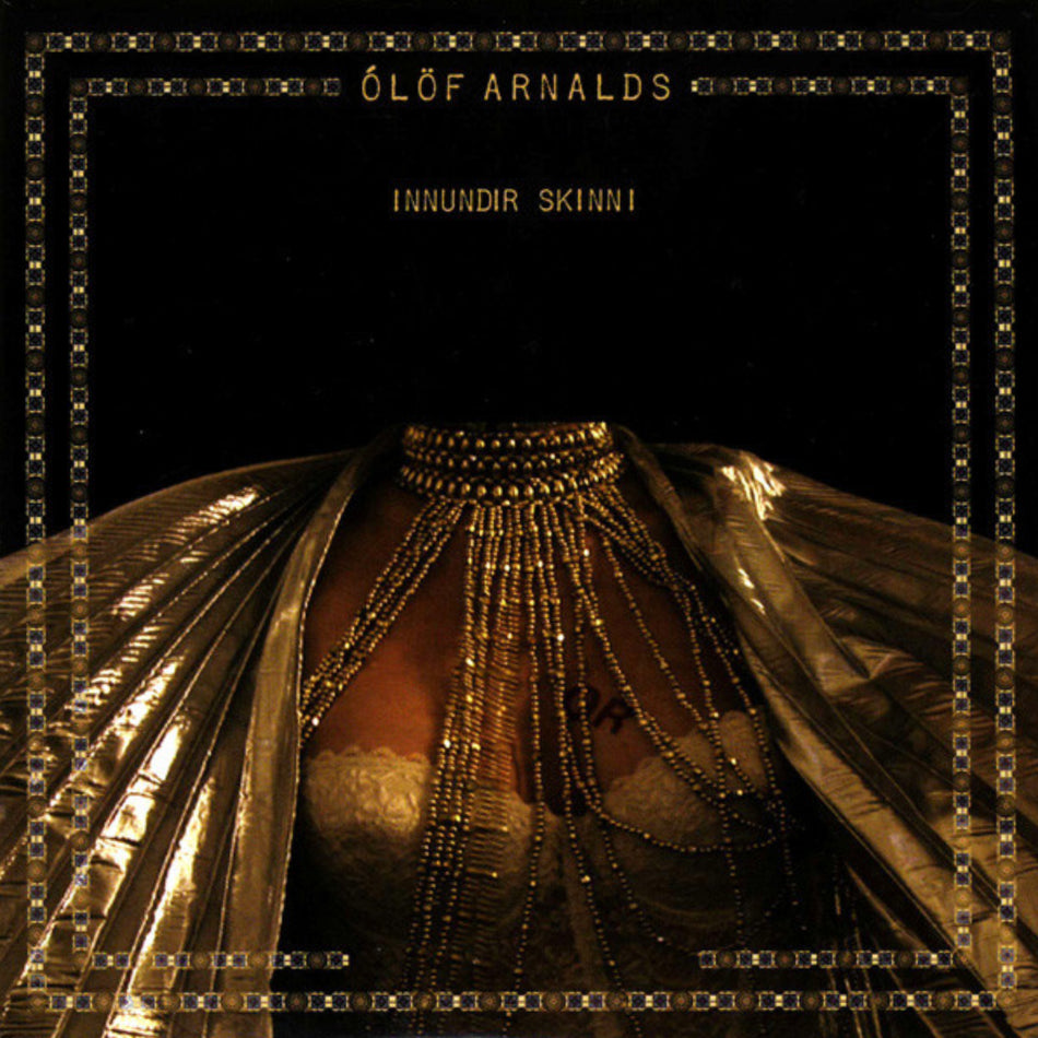 INNUNDIR SKINNI - Front Cover