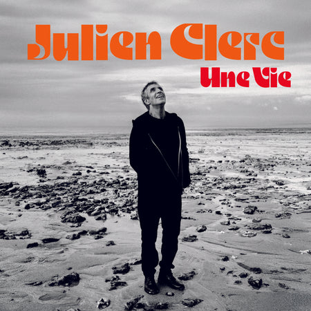 UNE VIE - Front Cover