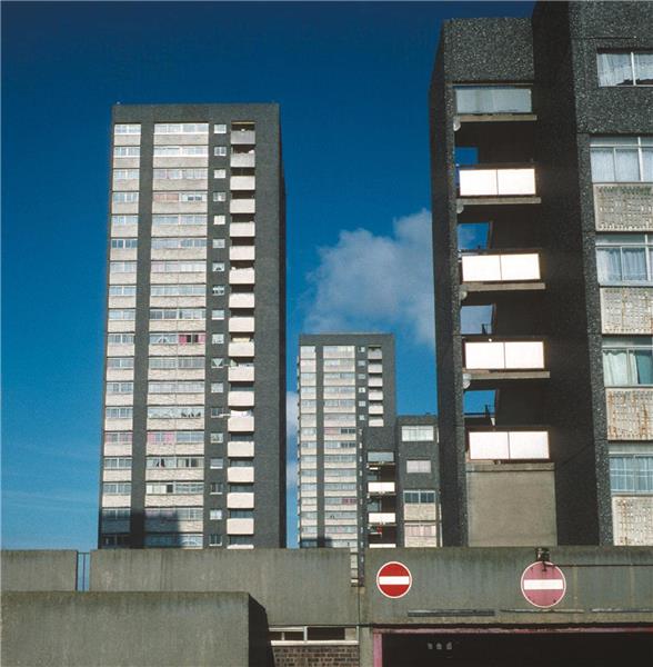 Electronic Labyrinth - Front Cover