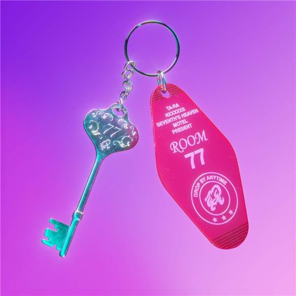 Room 77/Lil Bit - Front Cover