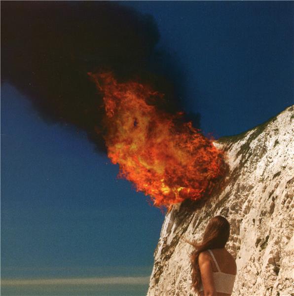 A louder silence - Front Cover