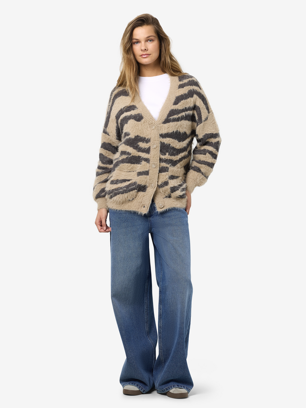 Gilets & Ponchos  de Noisy May - NMFLYNN L/S V-NECK KNIT CARDIGAN NOOS - XS à S - pour Femme - marron - Noisy May - View 2