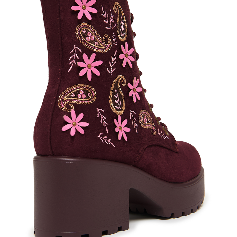 Bottes Rockabilly de KOI - Moonlit Ember Suede Lace Up Boots - EU36 à EU40 - pour Femme - rouge - KOI - View 2