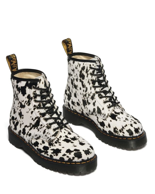 Bottes  de Dr. Martens - 1460 Bex Black Dalmatian Print Hair On - EU36 à EU41 - pour Femme - blanc/noir - Dr. Martens