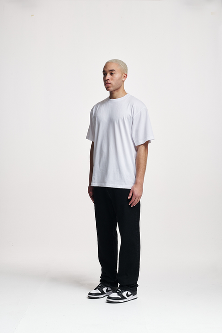 Jean  de 2Y Studios - GABRIE BASIC STRAIGHT JEANS - 30 à 38 - pour Homme - noir - 2Y Studios - View 2