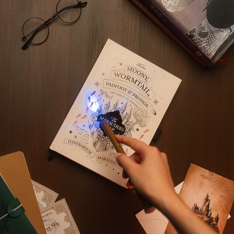 Bureau, Carterie & Emballage  de Harry Potter - ahier premium A5 avec stylo – La Carte du Maraudeur - pour Indifférent - multicolore - Harry Potter - View 2