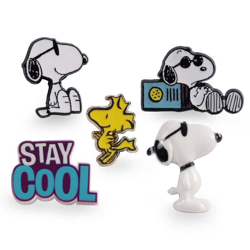 Pin's  de Snoopy - Snoopy - Stay Cool - pour Indifférent - multicolore - Snoopy
