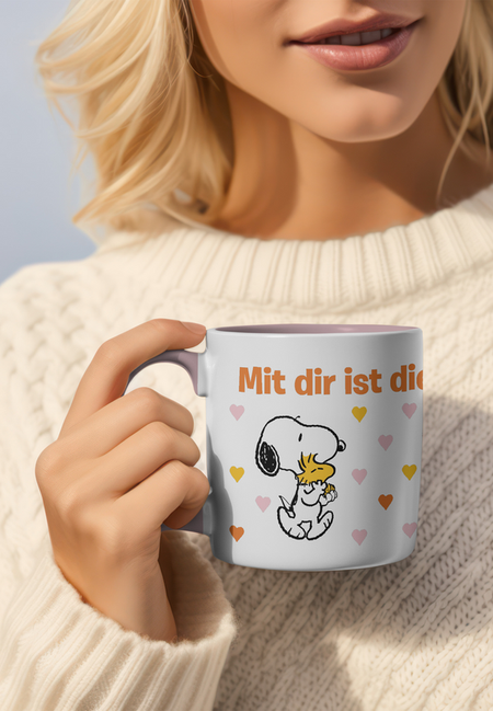 Mug  de Snoopy - Mit dir ist die Welt viel schöner - pour Indifférent - multicolore - Snoopy - View 2