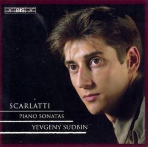 17 Sonates pour piano - Front Cover