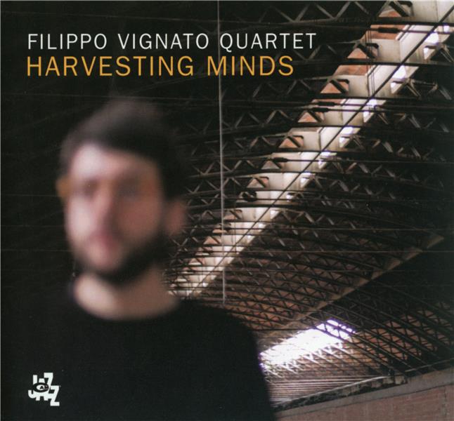 Harvesting minds - Front Cover