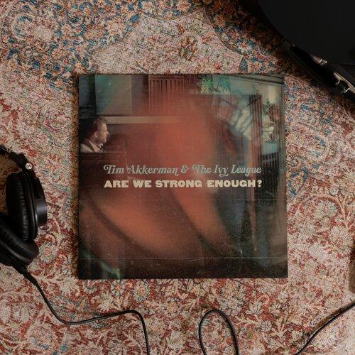 Are We Strong Enough ? Vinyle Coloré - Front Cover