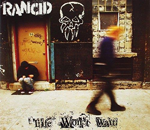 Life won't wait - Front Cover