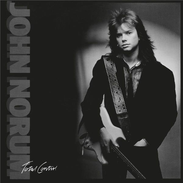 Total Control Vinyle Argent Marbré - Front Cover