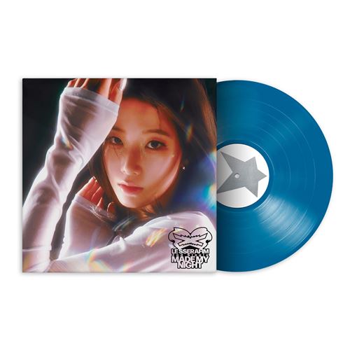 LE SSERAFIM 2nd Single Album Made My Night Vinyl (SKY BLUE Version) Édition Limitée Exclusivité Fnac Vinyle Bleu - Front Cover